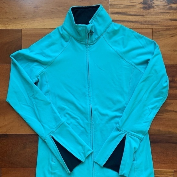 Zobha Essential zip up Jacket - Picture 2 of 10